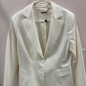 White House Black Market White Blazer (Never Worn)